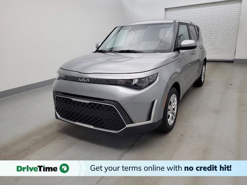 Used 2023 Kia Soul LX FWD image 1