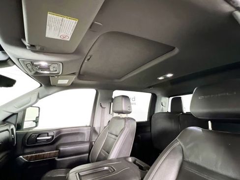 Used 2021 GMC Sierra 3500 Denali w/ Denali Ultimate Package image 25