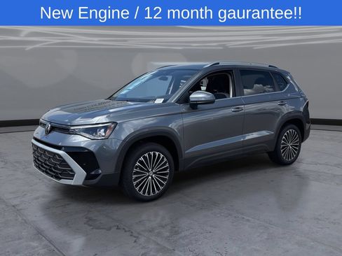New 2026 Volkswagen Taos SE FWD image 1