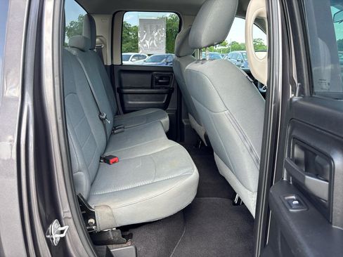 Used 2019 RAM 1500 Express w/ Express Value Package AWD/4WD image 22