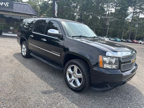 Used 2013 Chevrolet Suburban LTZ AWD/4WD image 7