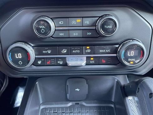 Used 2024 Ford Bronco Raptor w/ Interior Carbon Fiber Pack 6 AWD/4WD image 27