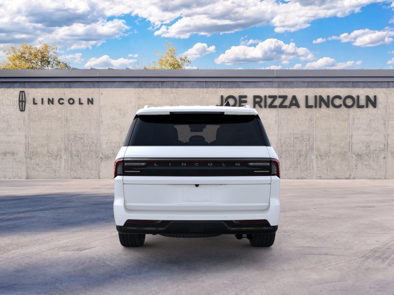 New 2025 Lincoln Navigator Reserve AWD/4WD image 5