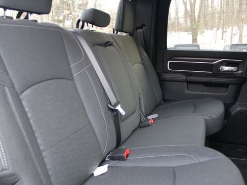 Used 2025 RAM 2500 Big Horn image 17