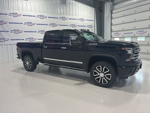 Used 2024 Chevrolet Silverado 2500 High Country w/ High Country Premium Package AWD/4WD image 78