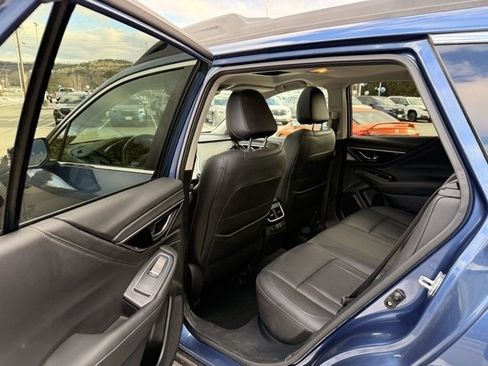 Used 2021 Subaru Outback Limited image 17