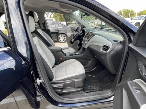 Used 2020 Chevrolet Equinox LT image 14