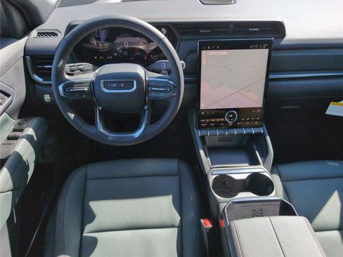 Used 2026 GMC Terrain AT4 w/ Convenience Package III AWD/4WD image 24