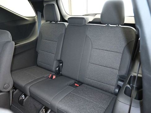 New 2026 Chevrolet Traverse LT image 28