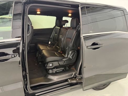 Used 2023 Honda Odyssey Sport image 16