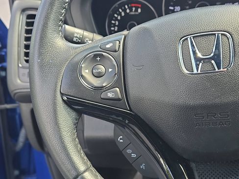 Used 2022 Honda HR-V Sport image 11