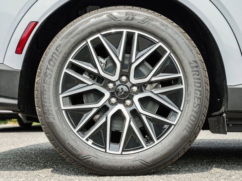 New 2025 Ford Mustang Mach-E Premium image 17