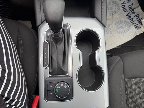 Used 2022 Chevrolet Blazer LT image 23