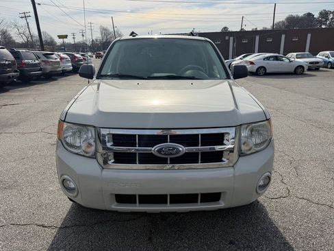 Used 2008 Ford Escape XLT image 2