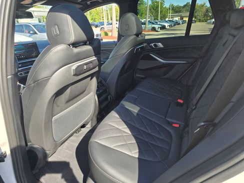 Certified 2025 BMW X5 xDrive50e w/ Premium Package image 7