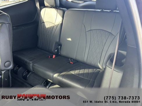 Used 2023 Buick Enclave Avenir image 22