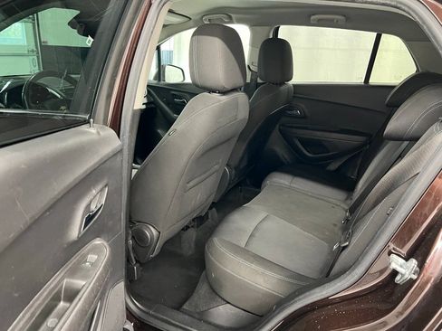Used 2015 Chevrolet Trax LT FWD image 10