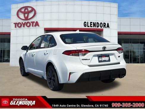 New 2026 Toyota Corolla SE FWD image 8