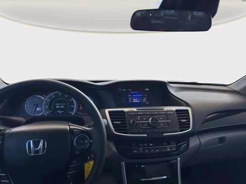 Used 2016 Honda Accord LX image 27
