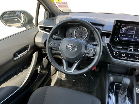 Used 2022 Toyota Corolla SE w/ Carpet Mat Package (TMS) FWD image 11
