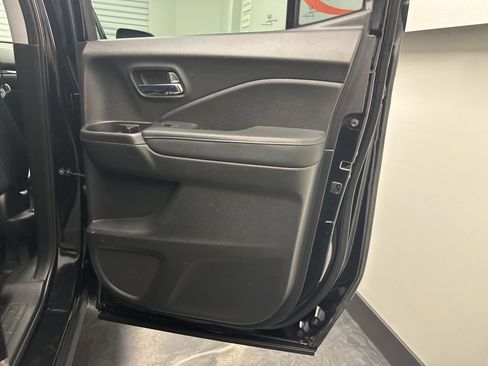 Used 2018 Honda Ridgeline RTL-E image 12