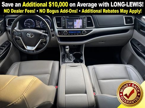 Used 2019 Toyota Highlander XLE image 17