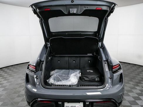 Used 2025 Porsche Macan Turbo Electric image 33