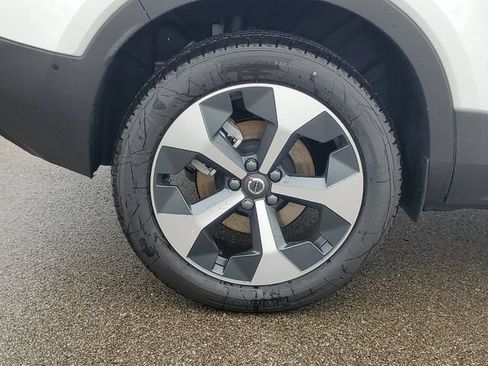 New 2026 Volvo XC40 B5 Plus w/ Protection Package Premier AWD/4WD image 5