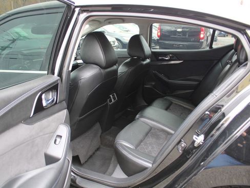 Used 2016 Nissan Maxima SR w/ Interior Lighting Package image 24