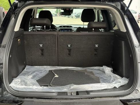 Used 2023 Chevrolet TrailBlazer LT w/ Convenience Package AWD/4WD image 32