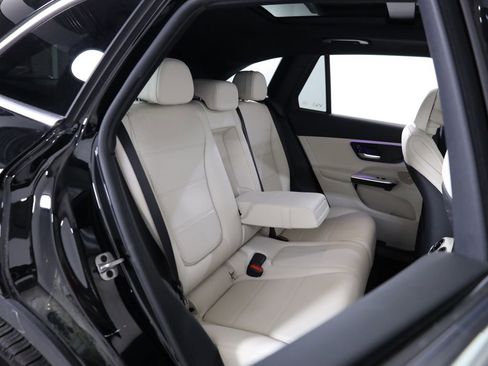 Certified 2024 Mercedes-Benz GLC 300 4MATIC image 41