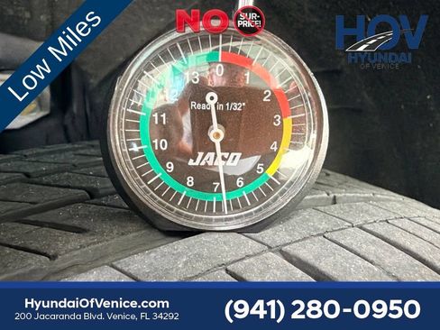 Certified 2023 Hyundai Santa Fe SEL w/ Cargo Package FWD image 11