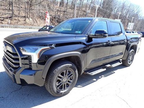 Used 2024 Toyota Tundra SR5 w/ SR5 Convenience Package image 7