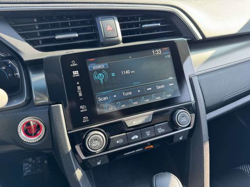 Used 2018 Honda Civic EX image 32