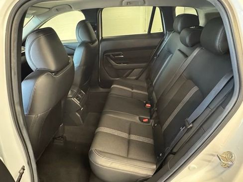 Used 2025 MAZDA CX-50 AWD 2.5 S w/ Preferred Package image 11