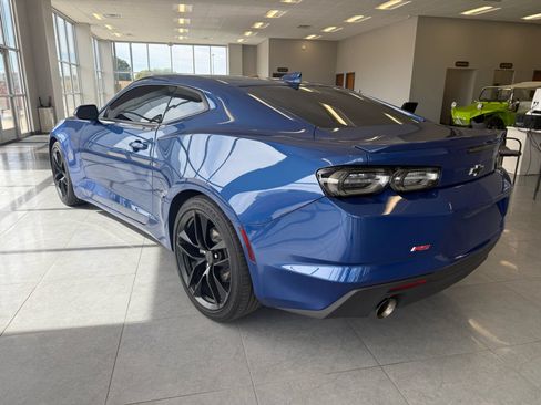 Used 2023 Chevrolet Camaro LT w/ RS Package image 7