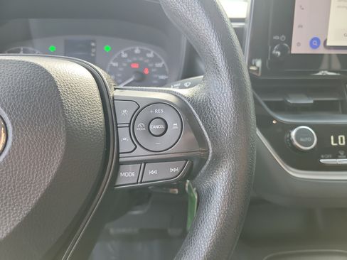 Used 2024 Toyota Corolla LE FWD image 23
