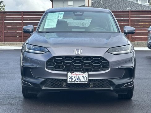 Certified 2025 Honda HR-V LX image 9