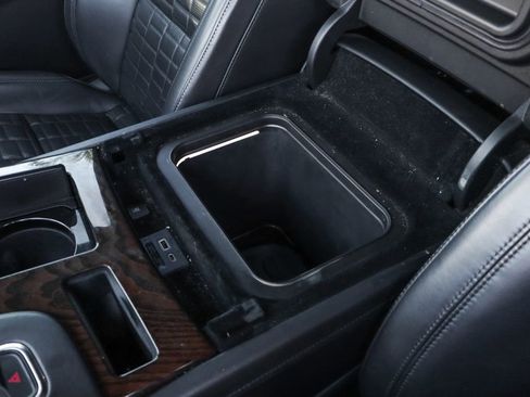 Used 2023 Cadillac Escalade Sport Platinum w/ LPO, ONYX Package image 51