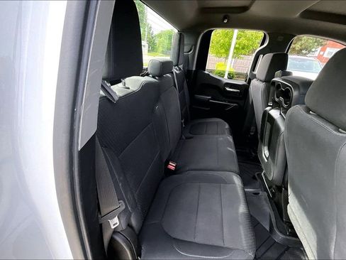 Used 2019 Chevrolet Silverado 1500 Custom w/ Custom Value Package AWD/4WD image 29