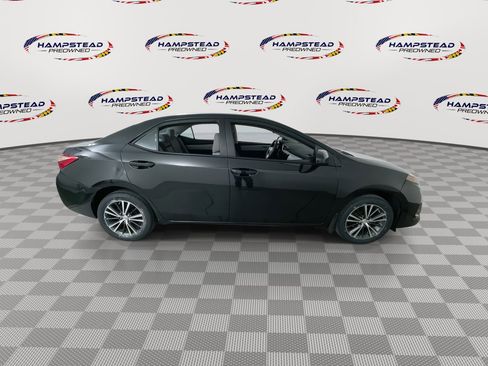 Used 2017 Toyota Corolla LE w/ LE Premium Package w/Moonroof FWD image 9