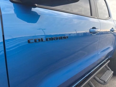 Used 2023 Chevrolet Colorado ZR2 w/ ZR2 Convenience Package III image 12