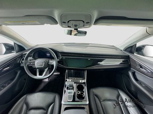 Used 2022 Audi Q8 Premium w/ Convenience Package image 28