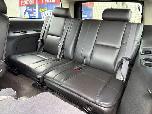 Used 2014 GMC Yukon XL Denali AWD/4WD image 26