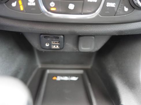 Certified 2023 Chevrolet Traverse RS image 31