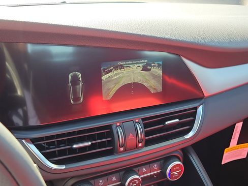 New 2025 Alfa Romeo Giulia w/ Veloce Package Rwd image 14