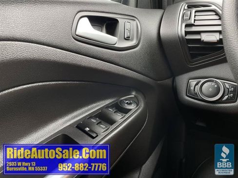 Used 2016 Ford Escape SE w/ Equipment Group 201A AWD/4WD image 36
