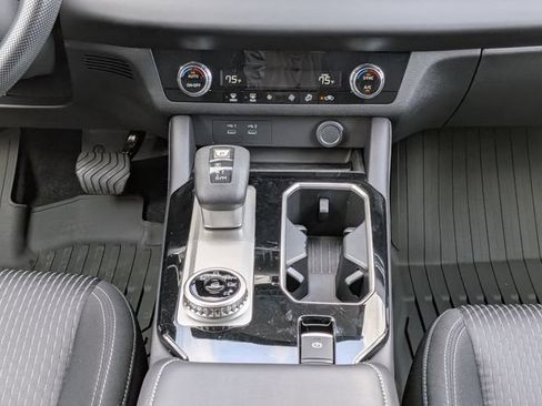 New 2026 Mitsubishi Outlander ES FWD image 18