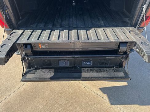 Used 2024 GMC Sierra 3500 Denali Ultimate image 39