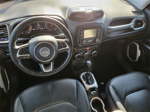 Used 2016 Jeep Renegade Limited image 15
